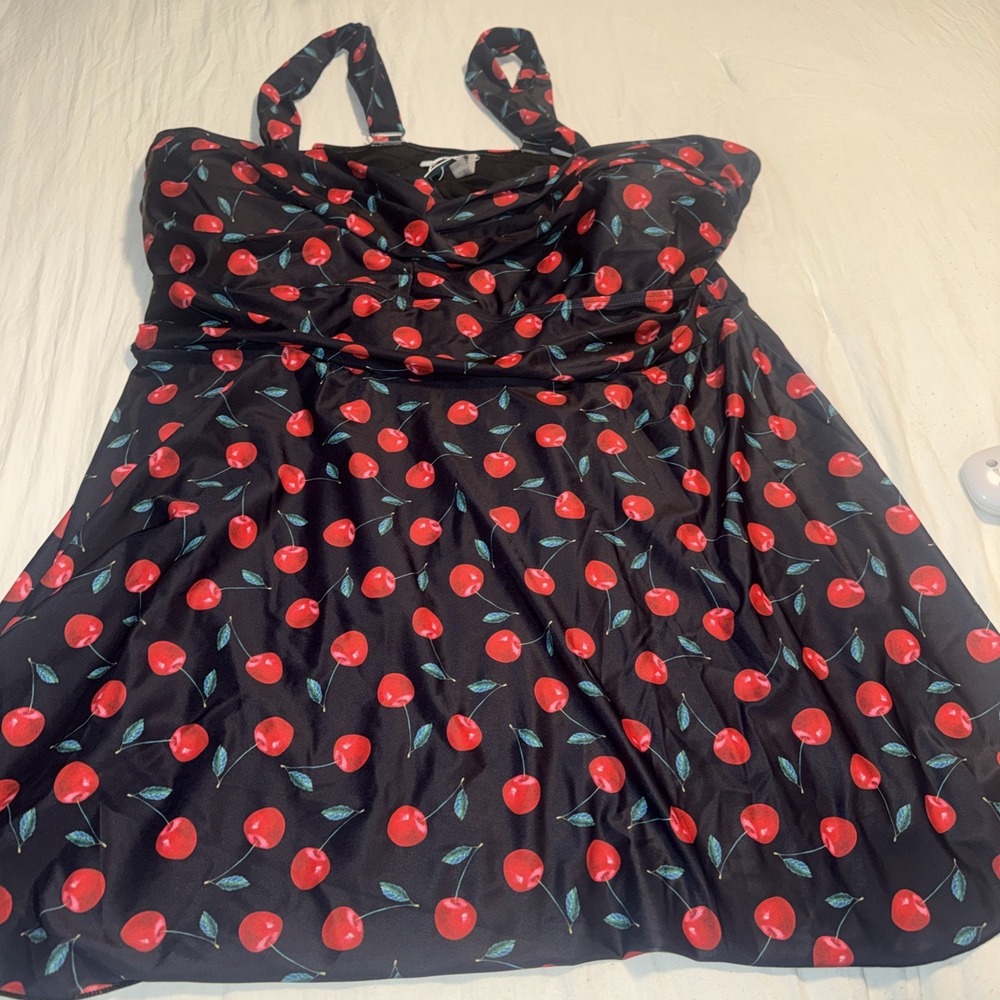 Aqua Eve Swimdress 1‎ Piece Black Cherry  Print Cross Top Adj Straps Size 30w